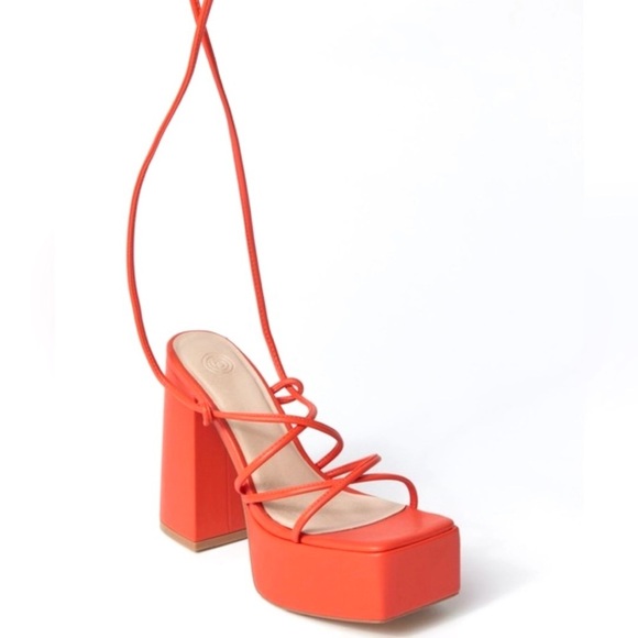 NEW Urban Outfitters Orange Polly Lace Up Platform Heels Size 8 - Picture 1 of 7
